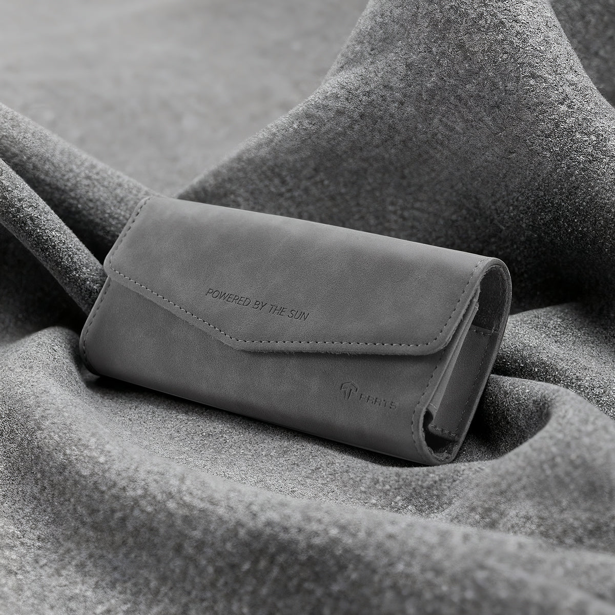 TPARTS Suede Magnetic Closure Visor Sunglasses Case - Image 3