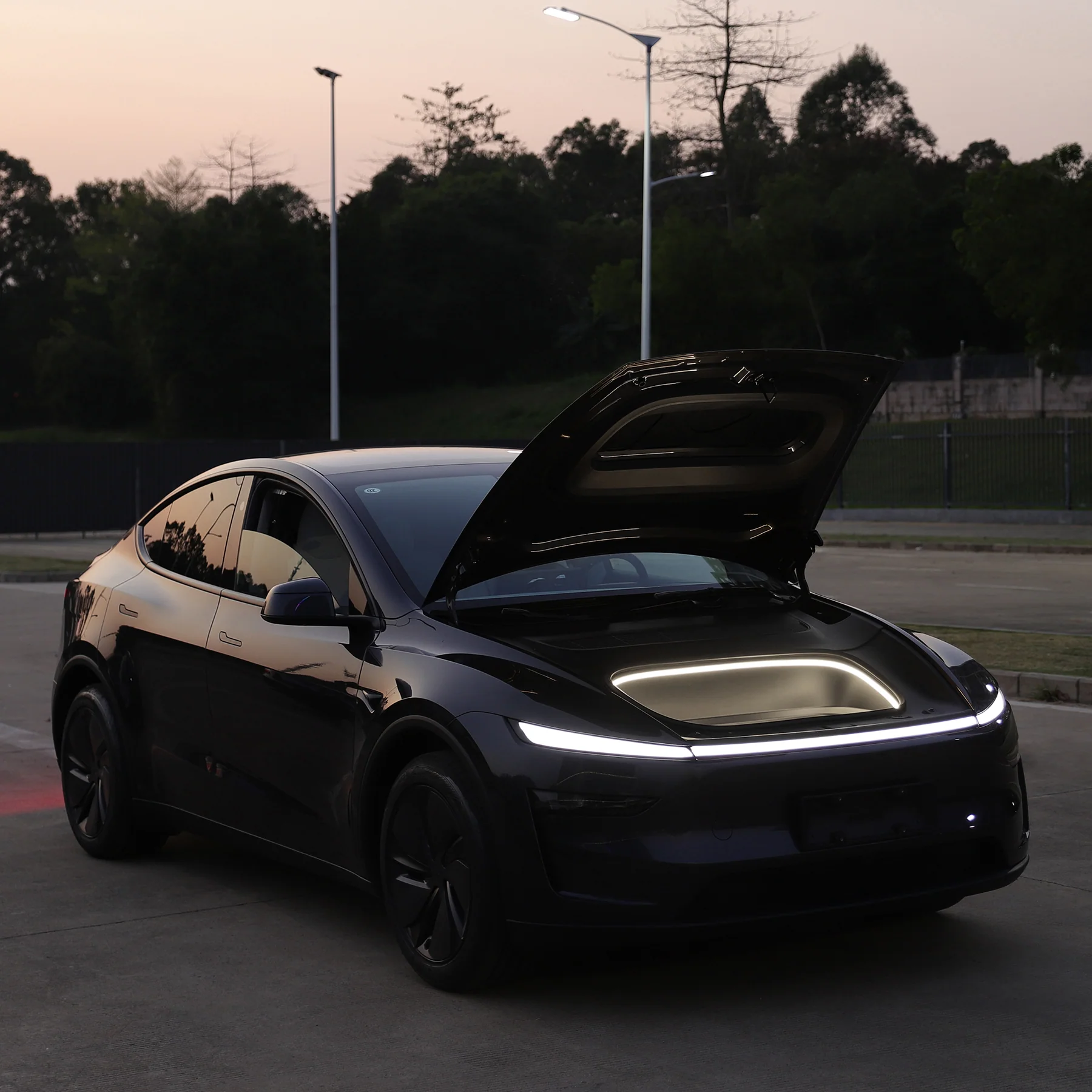 Frunk LED Strip for Tesla Model Y Premium 2025-2026 - Image 11