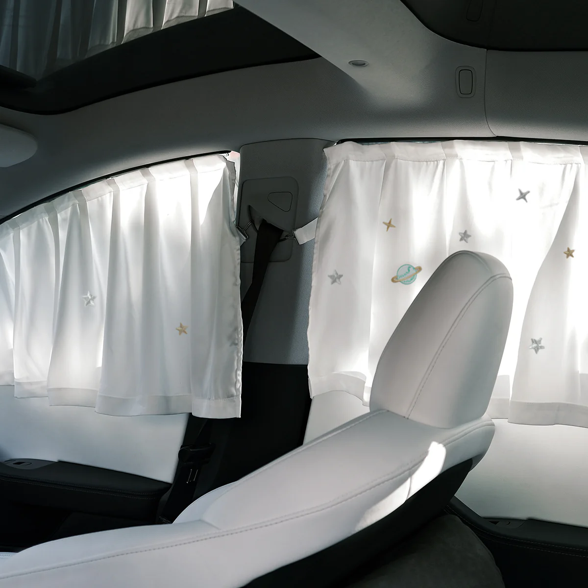 Side Window Sunshade Curtain for Tesla Model 3/Y - Image 8