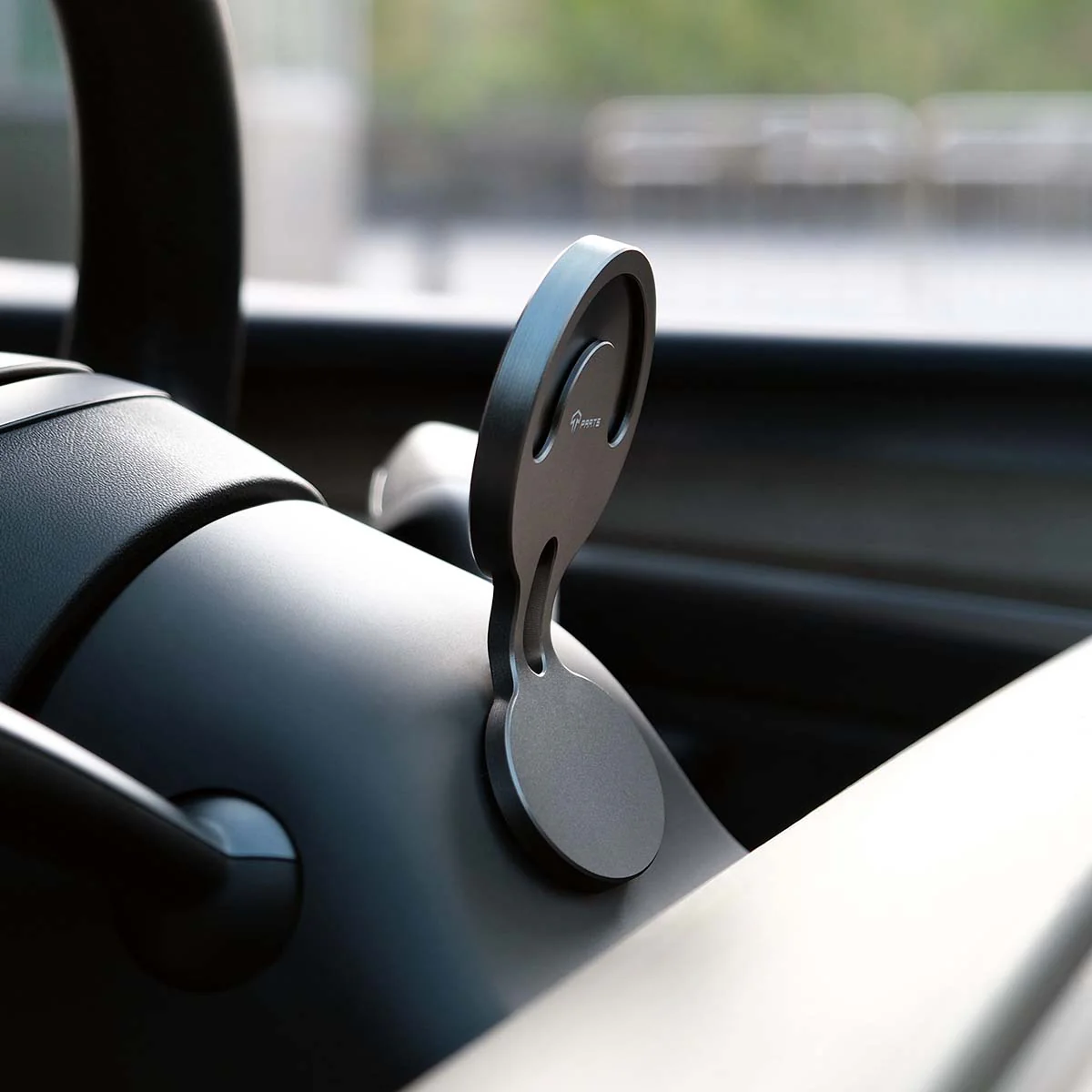 Steering Wheel HUD Magnetic Cellphone Mount - Image 7