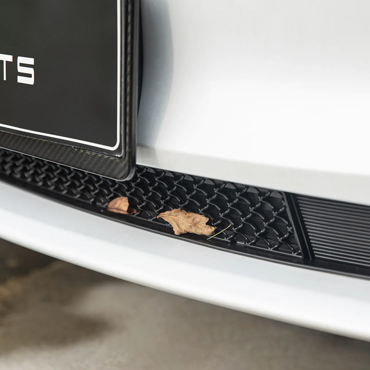 Front Grille Mesh Radiator Cover Guard for Tesla Model 3 Premium 2024-2026 - Image 6